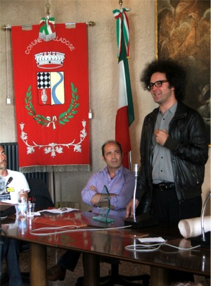 conferenza_cristicchi_300x406